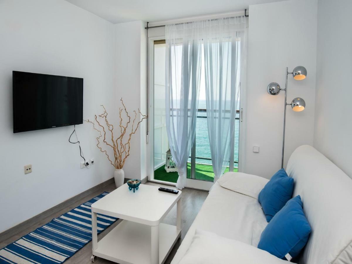 Helios Home Alicante Bagian luar foto